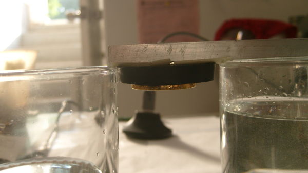 2-Magnetic-Coins?-Glass-Of-Water-Visual-Test.